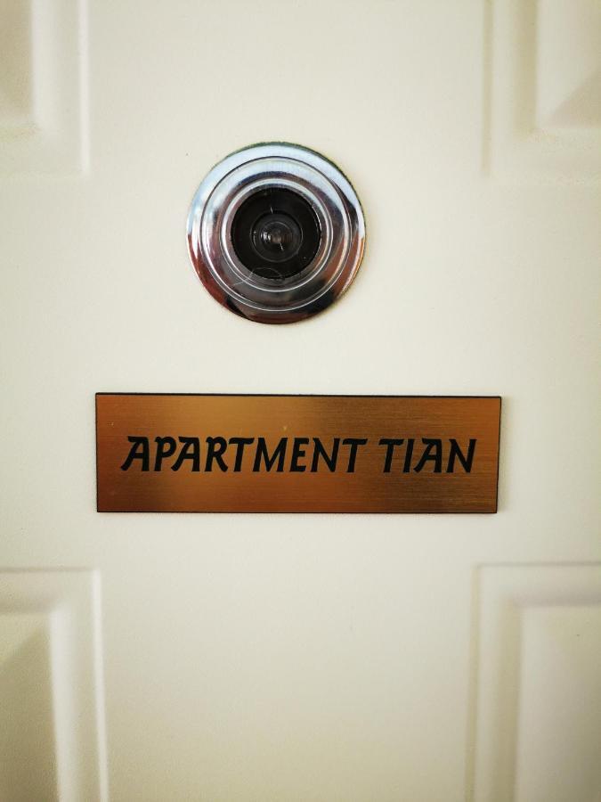 Apartment Tian Koper Buitenkant foto